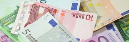 Geld_Scheine_currency-3077900.jpg